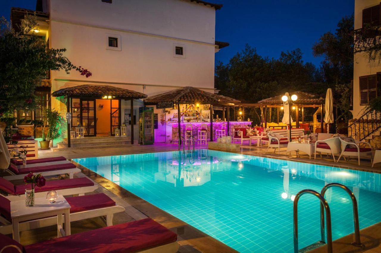 Papermoon Hotel & Apartments Kaş Esterno foto
